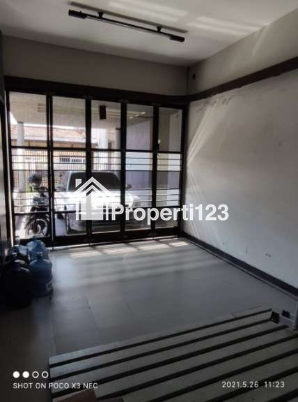 Perumahan Babatan Pantai 2 lantai Minimalis Modern Siap Huni - 13