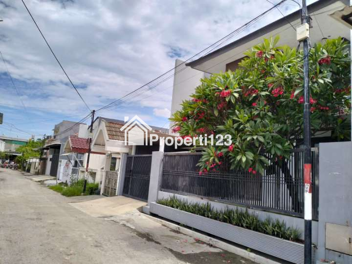 Perumahan Babatan Pantai 2 lantai Minimalis Modern Siap Huni - 7