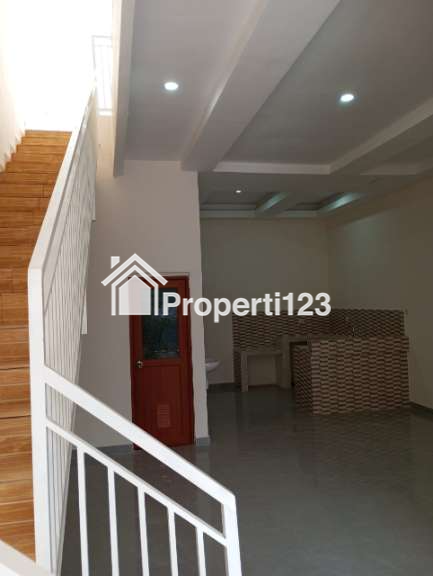 Rumah Baru Gress Minimalis 2 Lantai Siap Huni Mulyosari Utara - 5
