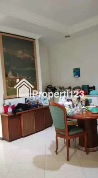 Perumahan Villa Bukit Mas Surabaya - Rumah Classic Siap Huni - 4