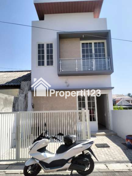 free Biaya2 - Rumah Minimalis Modern Baru Gress Lokasi Wiguna Rungkut Surabaya - 12
