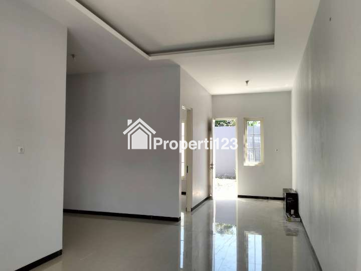 free Biaya2 - Rumah Minimalis Modern Baru Gress Lokasi Wiguna Rungkut Surabaya - 9
