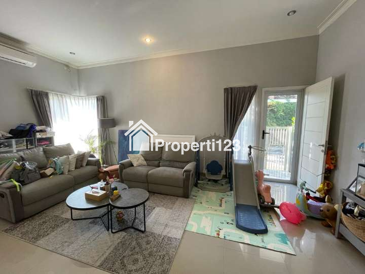 Rumah 3 Lantai Furnished Sulfat Kota Malang - 10