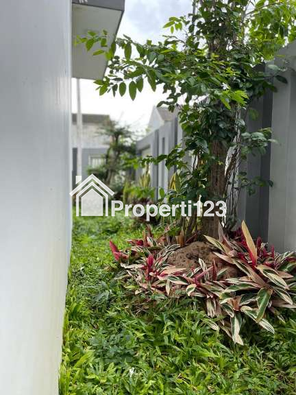 Rumah 3 Lantai Furnished Sulfat Kota Malang - 3