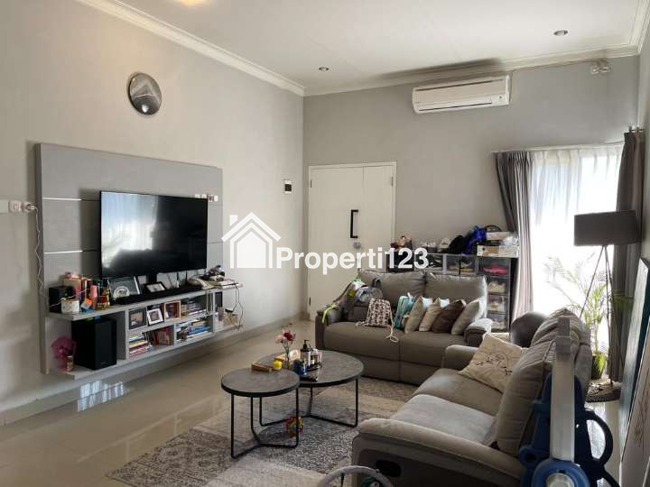 Rumah 3 Lantai Furnished Sulfat Kota Malang - 8