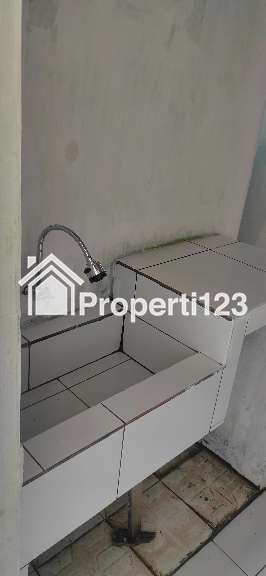 DIKONTRAKKAN RUMAH BANGETAYU GENUK PEDURUNGAN KOTA SEMARANG - 4