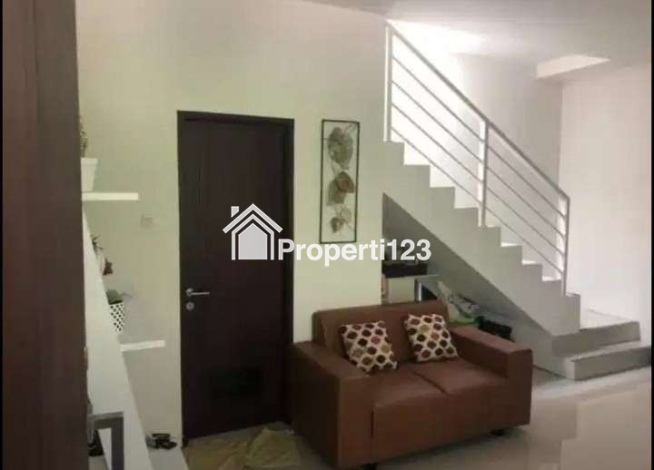 Rumah Full Furnished di Perumahan De Casa Residence Lakarsantri Surabaya Barat - 2