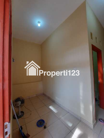 DIKONTRAKKAN SATU RUMAH BANGUNAN BARU MURAH, MEWAH & BEBAS BANJIR - 2