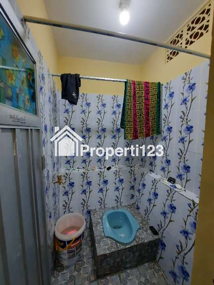 DIKONTRAKKAN SATU RUMAH BANGUNAN BARU MURAH, MEWAH & BEBAS BANJIR - 5