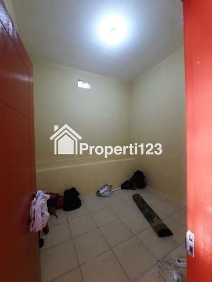 DIKONTRAKKAN SATU RUMAH BANGUNAN BARU MURAH, MEWAH & BEBAS BANJIR - 4