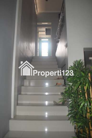 Rumah Hoek Komplek AL Jatimakmur Permai Pondok Gede Bekasi - 11