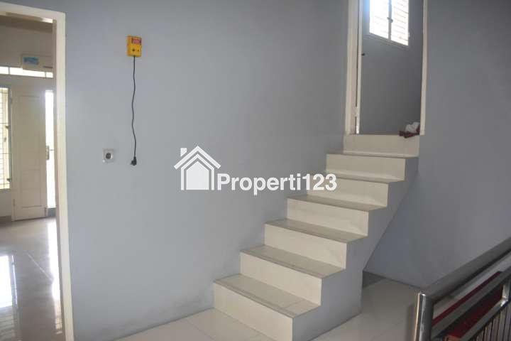 Rumah Hoek Komplek AL Jatimakmur Permai Pondok Gede Bekasi - 16