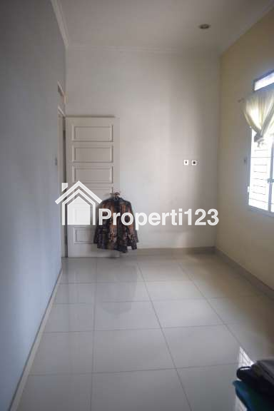 Rumah Hoek Komplek AL Jatimakmur Permai Pondok Gede Bekasi - 14