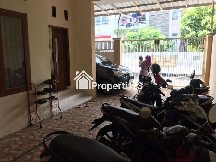 Rumah Induk dan Kost Aktiv 10 KT Merjosari - 5