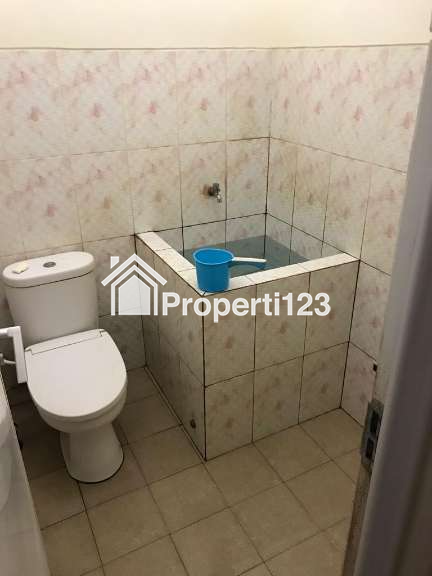 Rumah Induk dan Kost Aktiv 10 KT Merjosari - 9