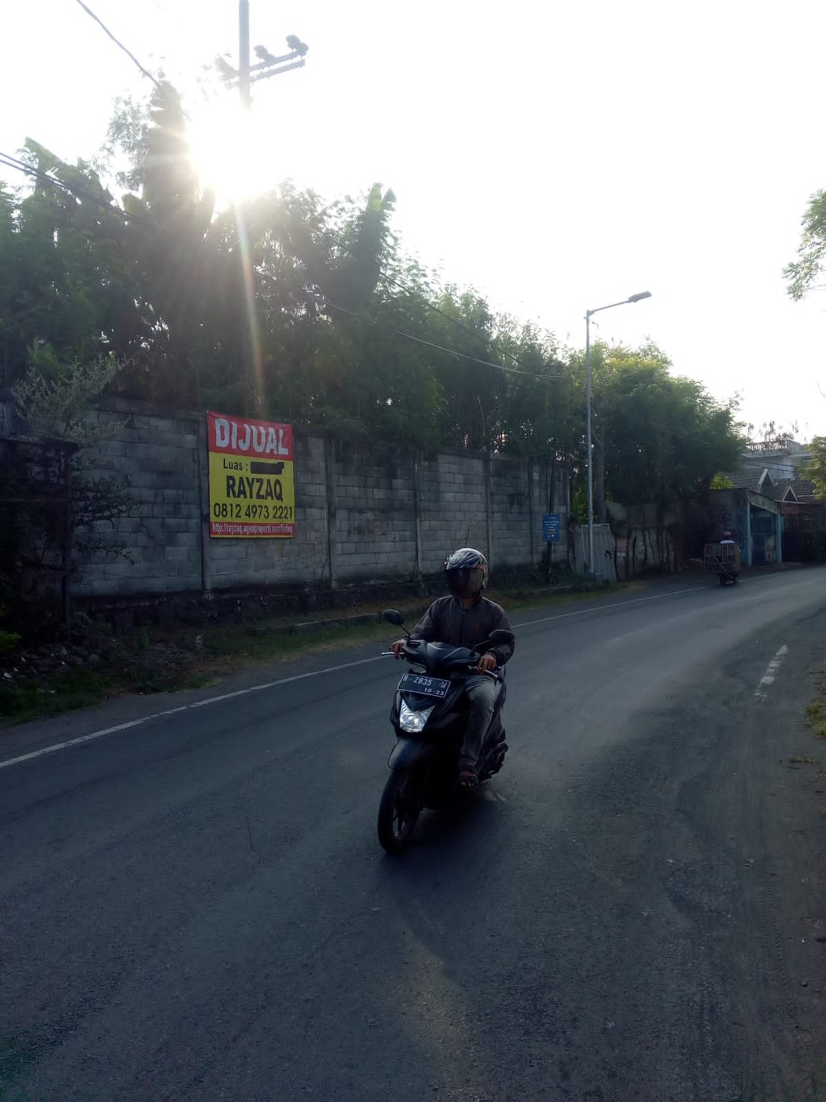 DIJUAL MURAH TANAH LEBAR DI TEPI JALAN DEKAT BANK BCA PUSAT PASURUAN KOTA, JATIM - 4