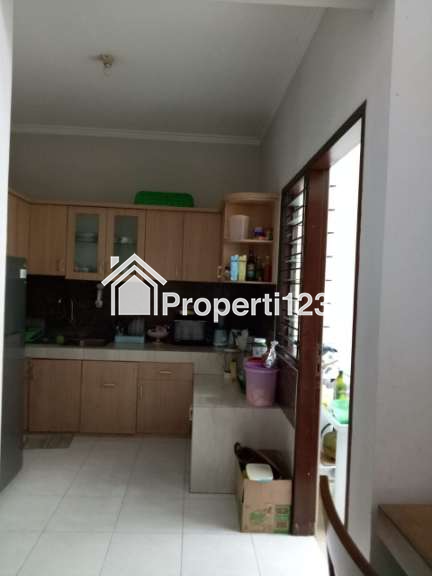 Rumah Istimewa Lokasi Wisma Tropodo Waru Sidoarjo - 8