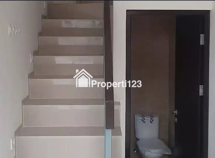 Jual rumah The Golden stone serpong - 4