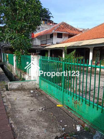Rumah 2 Lantai Jakarta Pusat - 2