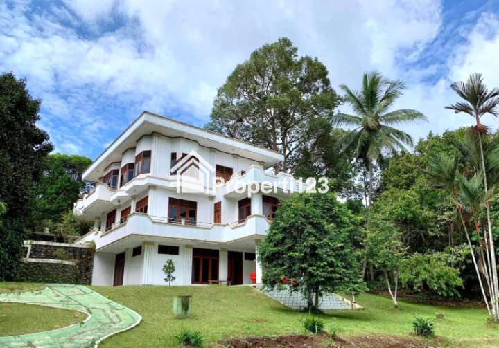 Villa Jalan Raya Cikidang – Pamuruyan Sukasirna Cibadak Sukabumi - 1
