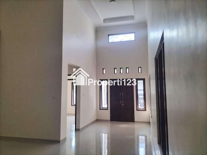 Rumah Baru di Pbi Araya Kota Malang - 4