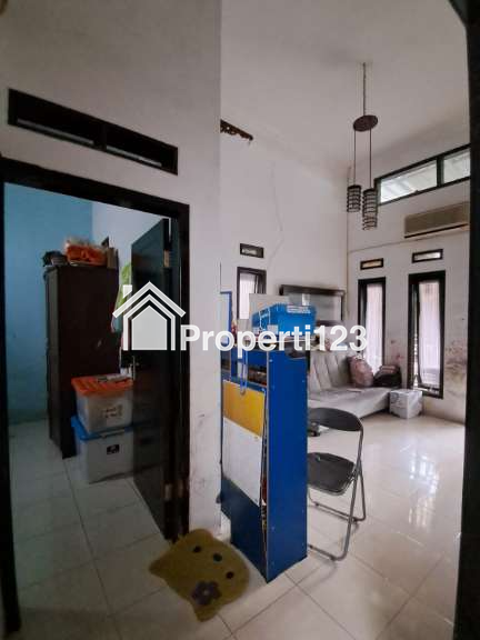 Rumah Seken Siap Huni Bumiayu di Kedungkandang, Malang, Jawa Timur - 11