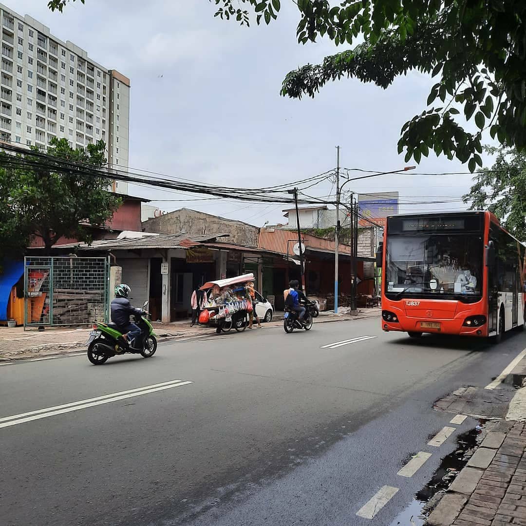 Dijual Apartemen Siap Huni Casablanca East Residence Cuma Bayar Booking Fee - 8