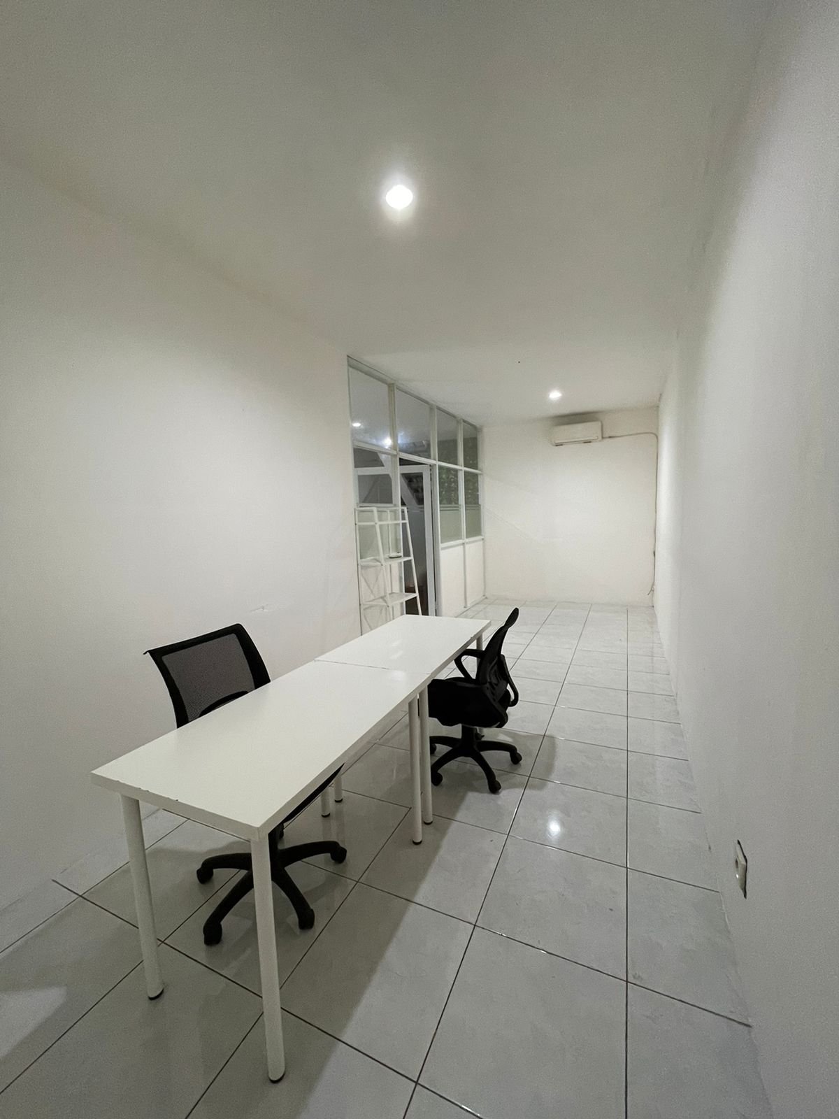 Sewa Ruang Kantor Murah / Office Space/ Private Office Sunda Bandung - 2