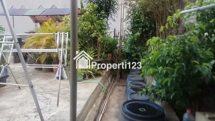 Rumah Hitung Tanah Pinggir Jalan Kramat Sentiong Ramai 24 Jam - 2