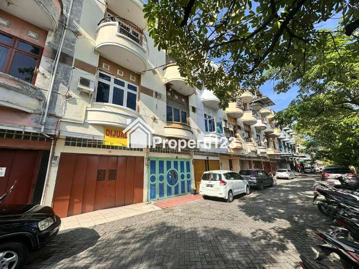 Rumah Ruko Komplek Merbau Mas Sekip - Belakang Carrefour - 2