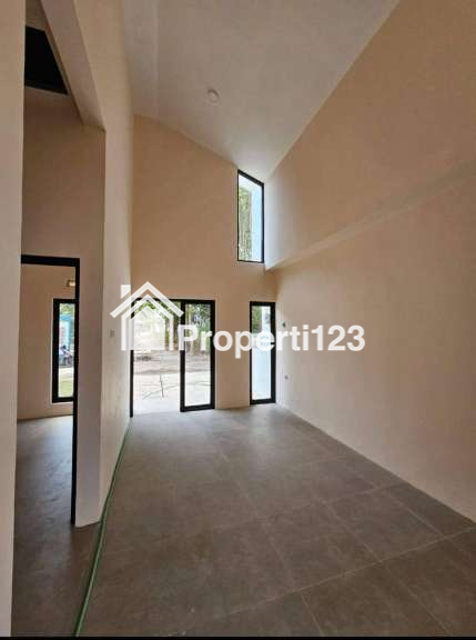 Rumah Scandinavian Minimalis dekat Pasar Gentan Sleman - 2