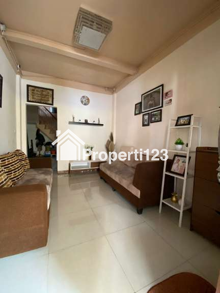 Dijual Rumah 2 Lantai Di Jatibening Nempel Jakarta - 3