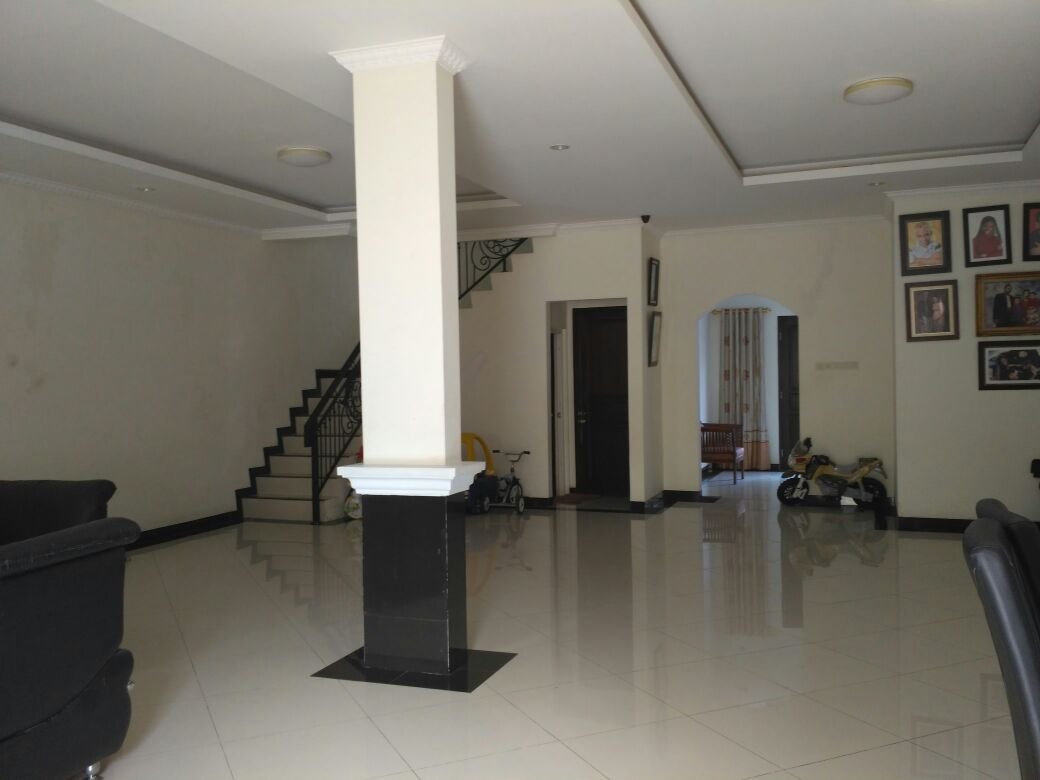 Rumah di Jalan Pelangi Jatibening Bekasi - 4