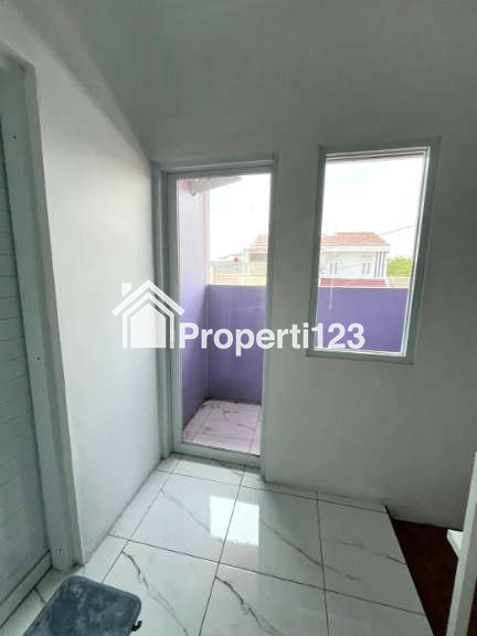 Rumah 2 Lantai Siap Huni Mutiara Gading City Bekasi - 11