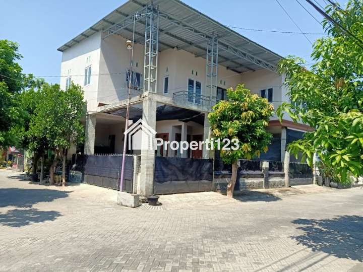 Rumah 3 Lantai Rejomulyo di Kota Kediri, Kediri, Jawa Timur - 4