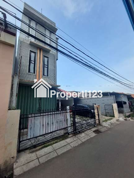 Jual Cepat Rumah Strategis Bebas Banjir - 2