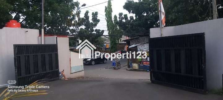 RUMAH BEKAS KANTOR SIAP HUNI DEKAT PINTU TOL JUANDA DEPOK 2 TENGAH - 3