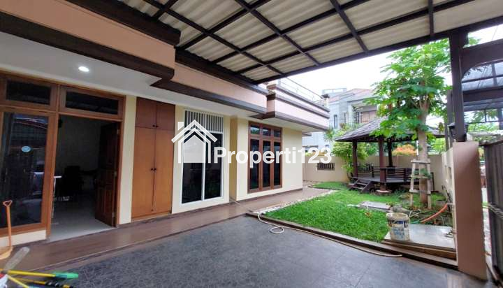 Rumah Hoek Siap Huni Taman Modern Cakung Jakarta Timur - 3