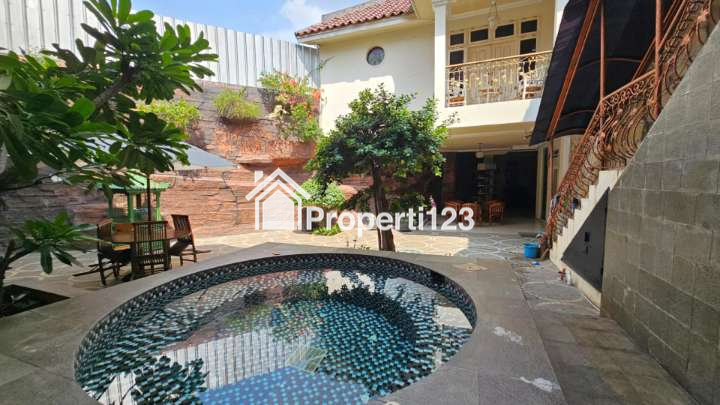 Rumah Mewah Ada Kolam Renang Permata Harapan Baru Bekasi - 4