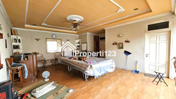 Rumah Mewah Ada Kolam Renang Permata Harapan Baru Bekasi - 11