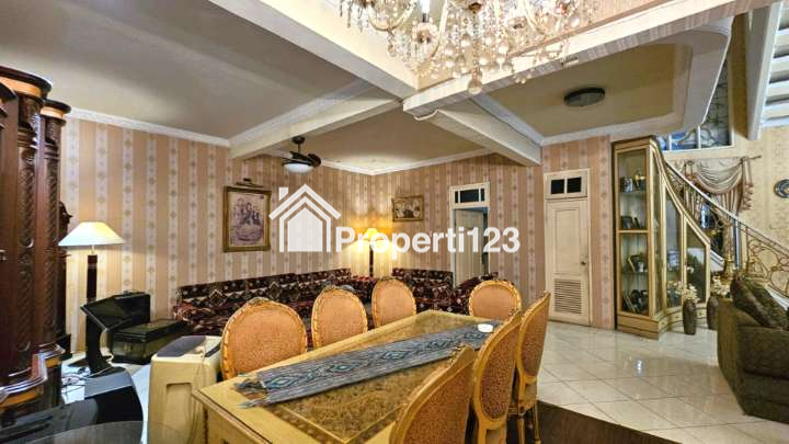 Rumah Mewah Ada Kolam Renang Permata Harapan Baru Bekasi - 7