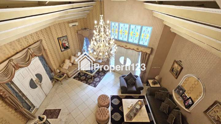 Rumah Mewah Ada Kolam Renang Permata Harapan Baru Bekasi - 9