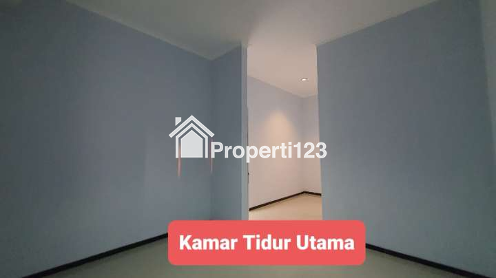 Rumah Mewah 2 Lantai Tirtasani Royal Resort Malang - 7