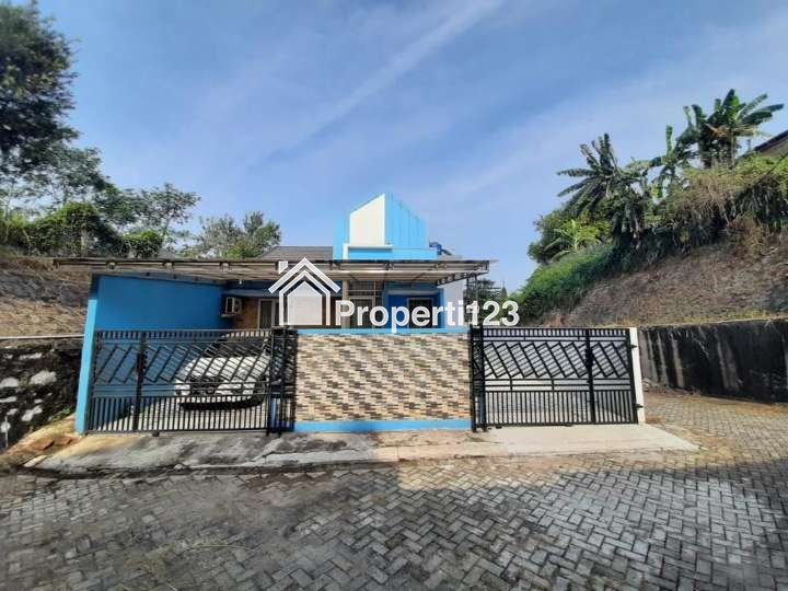 Dijual Rumah dengan lebar 10m, LT/LB : 123/80. Murah! - 1