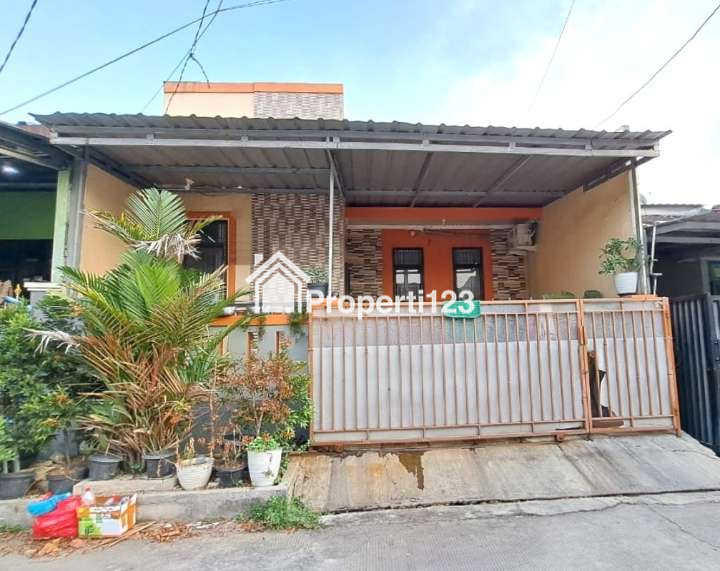 Rumah Rapi dan Siap Huni Kota Harapan Indah Bekasi - 1