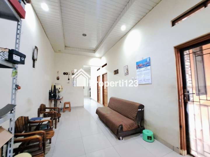 Rumah Rapi dan Siap Huni Kota Harapan Indah Bekasi - 3