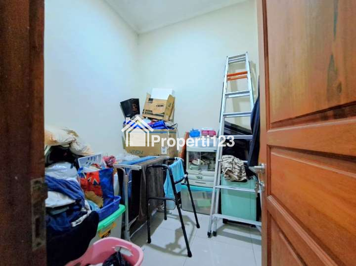 Rumah Rapi dan Siap Huni Kota Harapan Indah Bekasi - 10