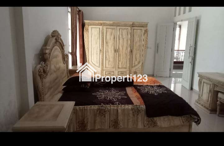 Rumah Mewah Posisi Hook di Araya Taman Golf Malang - 6