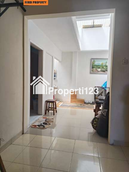Rumah 2lantai Citra Gran harga Negotiable - 9