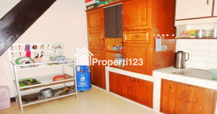 RUMAH DENGAN PAVILIUN SEMI FURNISHED DI ARCAMANIK BANDUNG - 4